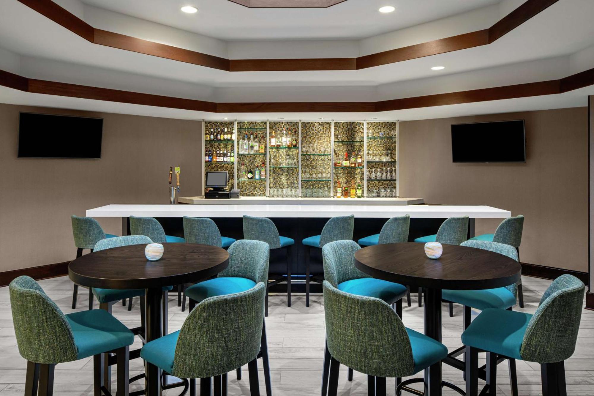 Doubletree Suites By Hilton Charlotte/Southpark Exterior photo